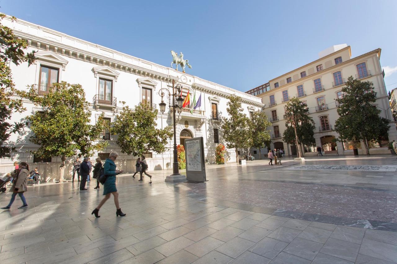 Terrazas De La Catedral Atico Wifi Apartment Granada Bagian luar foto